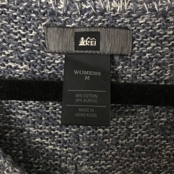 REI - Women’s Sweater - Picture 4 of 6